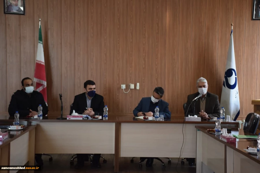بازدید آقای مهندس زارع زاده معاون امور مدرسان دانشگاه فنی و حرفه ای و نشست صمیمی با ریاست دانشکده آقای دکتر جعفری و معاون آموزشی و پژوهشی آقای مهندس آقایی و معاون دانشجویی و فرهنگی آقای دکترصافدل و اعضای هیات علمی و مدرسان دانشکده ثامن الحجج (ع) مشهد 5