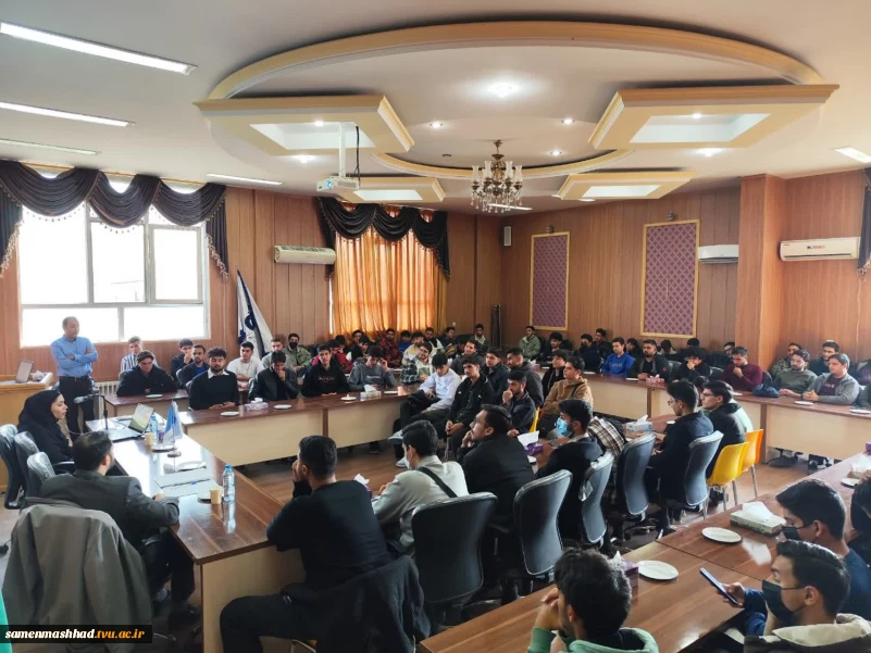 برگزاری کارگاه آموزشی بهداشت، ایمنی و محیط زیست(H.S.E) ویژه دانشجویان رشته های فنی در آموزشکده ثامن الحجج علیه السلام مشهد