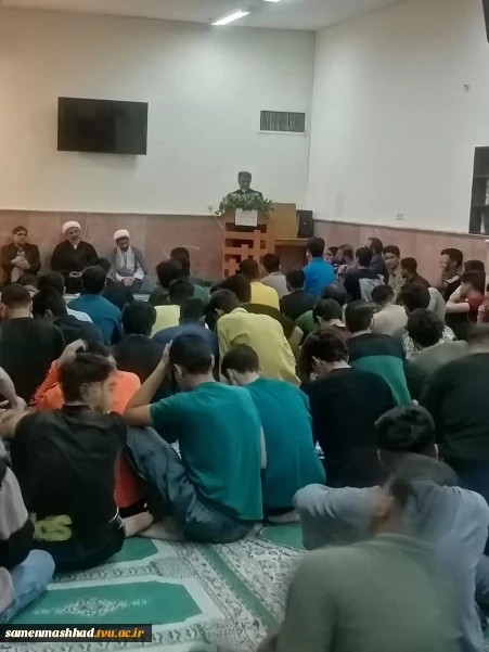 جلسه پرسش و پاسخ با ریاست دانشگاه ملی مهارت واحد استانی خراسان رضوی به مناسبت ۱۶ آذر و روز دانشجو