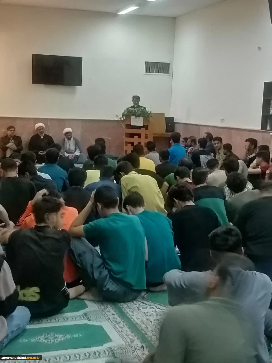 جلسه پرسش و پاسخ با ریاست دانشگاه ملی مهارت واحد استانی خراسان رضوی به مناسبت ۱۶ آذر و روز دانشجو 2